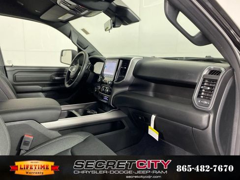 New 2026 RAM 1500 Express AWD/4WD image 33