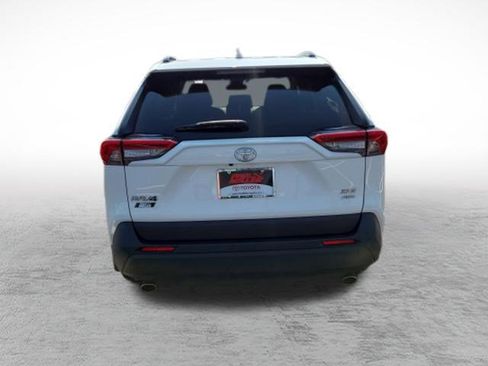 Certified 2019 Toyota RAV4 XLE w/ Convenience Package AWD/4WD image 6