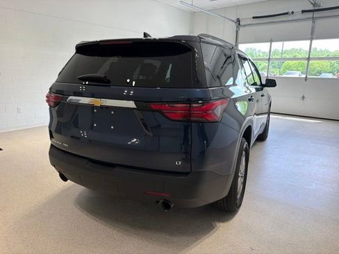 Used 2023 Chevrolet Traverse LT AWD/4WD image 5