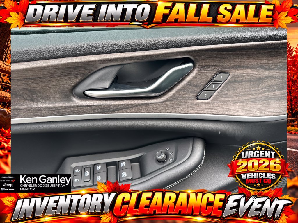 New 2026 Jeep Grand Cherokee Limited w/ Limited Altitude Package AWD/4WD image 12