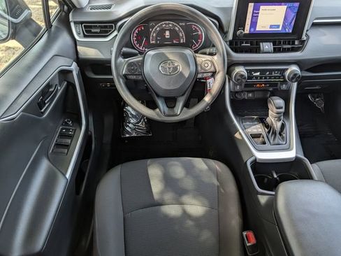 Used 2023 Toyota RAV4 LE AWD/4WD image 9