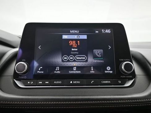 Used 2024 Nissan Rogue SV FWD image 13
