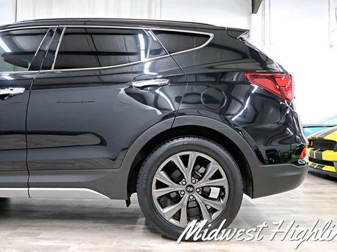 Used 2017 Hyundai Santa Fe Sport AWD/4WD image 16