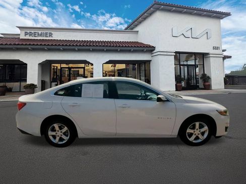 Used 2023 Chevrolet Malibu LT FWD image 8