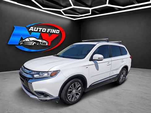 Used 2016 Mitsubishi Outlander GT AWD/4WD image 1