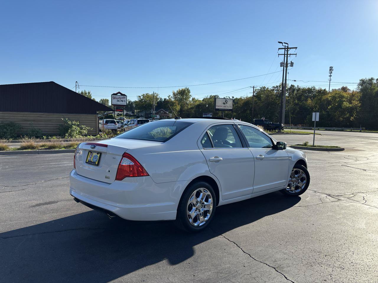 Used 2010 Ford Fusion SE FWD image 9