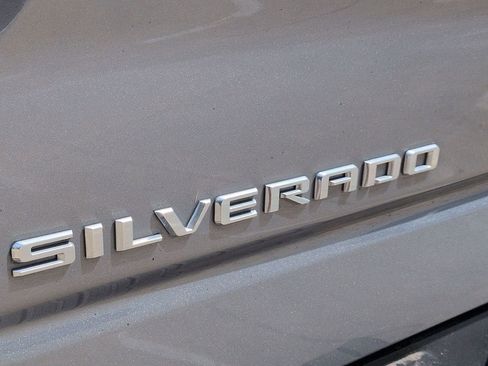 Used 2021 Chevrolet Silverado 1500 LT image 5