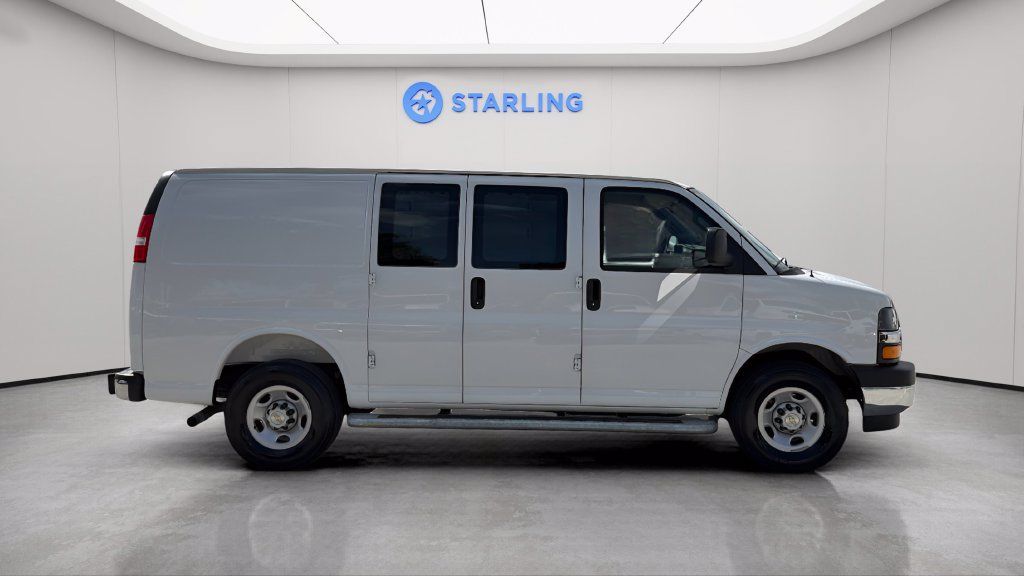 Used 2025 Chevrolet Express 2500 w/ Driver Convenience Package RWD image 25