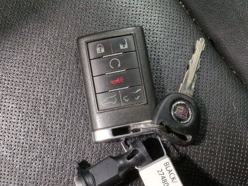 Used 2012 Cadillac Escalade Luxury image 37