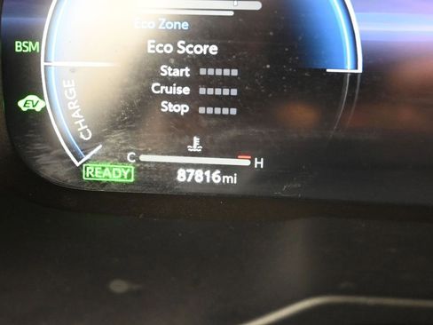 Used 2023 Toyota RAV4 Limited AWD/4WD image 16