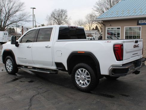 Used 2024 GMC Sierra 2500 SLT w/ SLT Convenience Package image 3