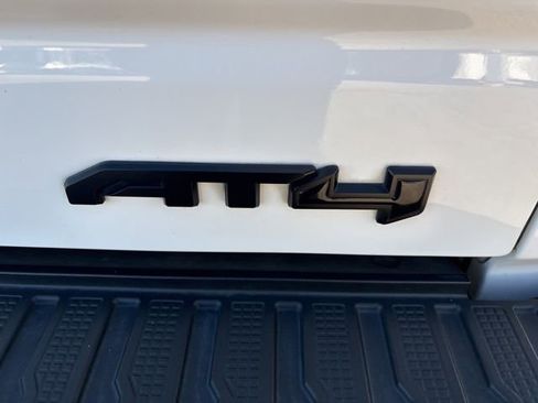 Used 2021 GMC Sierra 1500 AT4 w/ Technology Package image 24