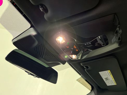 Used 2026 BMW X1 xDrive28i w/ Technology Package image 20