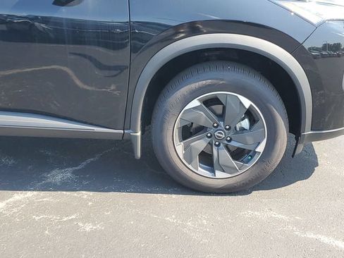 New 2026 Nissan Rogue SV AWD/4WD image 9