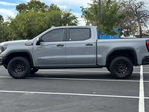 Used 2025 GMC Sierra 1500 AT4X w/ AT4X AEV Edition image 8
