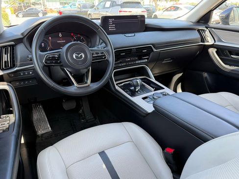 Used 2024 MAZDA CX-90 Plug-In Hybrid w/ Premium Pkg AWD/4WD image 30