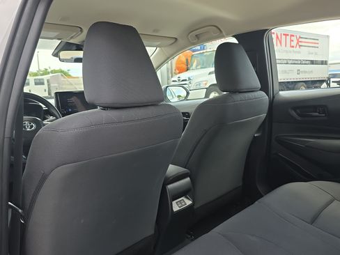Used 2024 Toyota Corolla LE FWD image 15