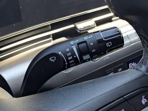 Used 2025 Hyundai Kona SEL image 26