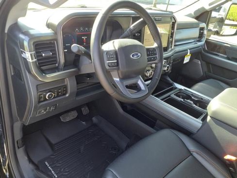 New 2025 Ford F250 Lariat w/ Chrome Package image 4