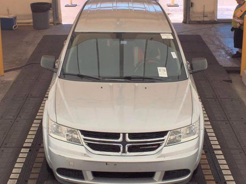 Used 2013 Dodge Journey American Value Package w/ Flexible Seating Group FWD image 2