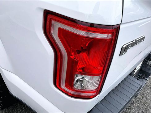 Used 2016 Ford F150 XLT w/ Equipment Group 302A Luxury image 26