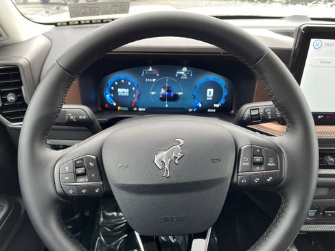 New 2025 Ford Bronco Sport Outer Banks image 19