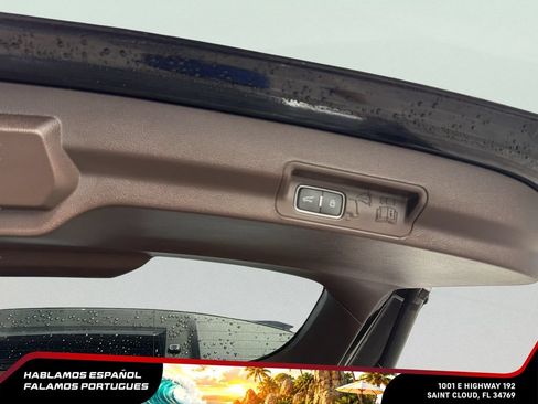 Used 2023 Ford Explorer King Ranch w/ Technology Package RWD image 26