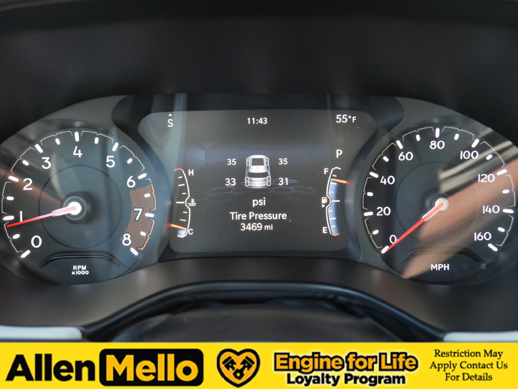 Used 2026 Jeep Compass Limited AWD/4WD image 32