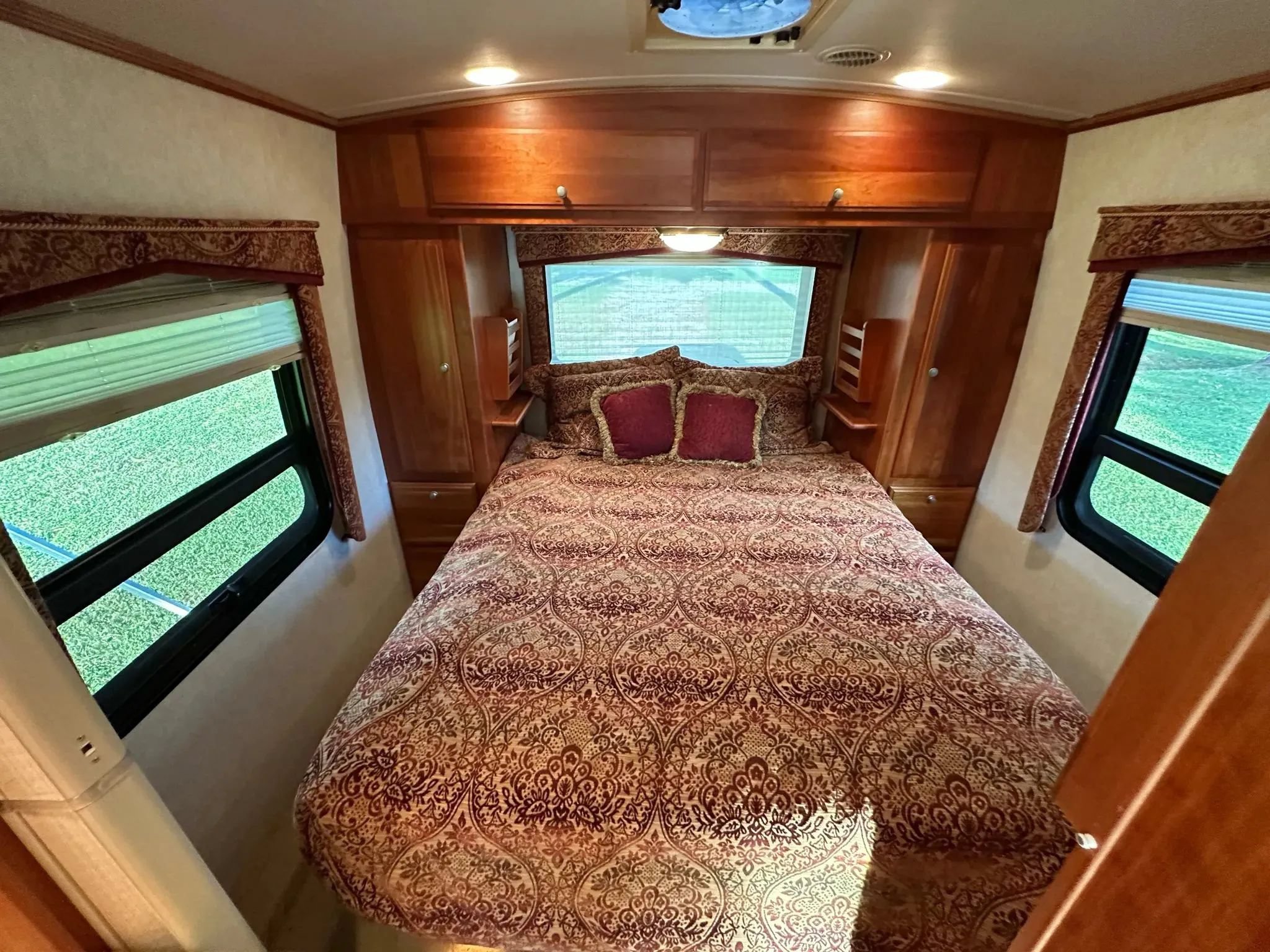 Used 2006 Ford E-450 and Econoline 450 RWD image 27