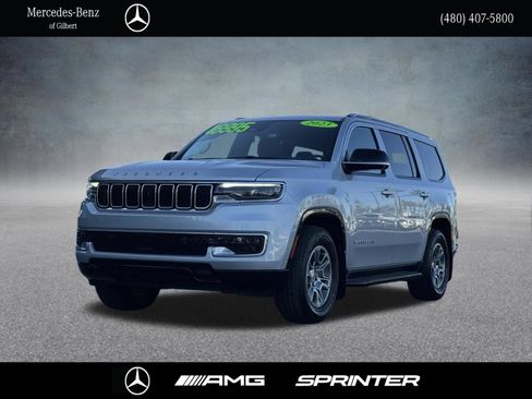 Used 2023 Jeep Wagoneer 4WD w/ Convenience Group I image 1