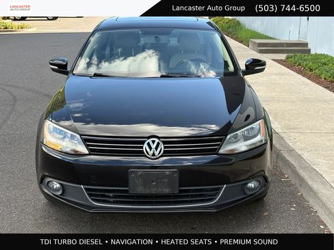 Used 2013 Volkswagen Jetta TDI FWD image 9