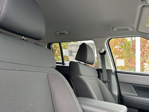 New 2026 Hyundai Santa Fe SE image 18