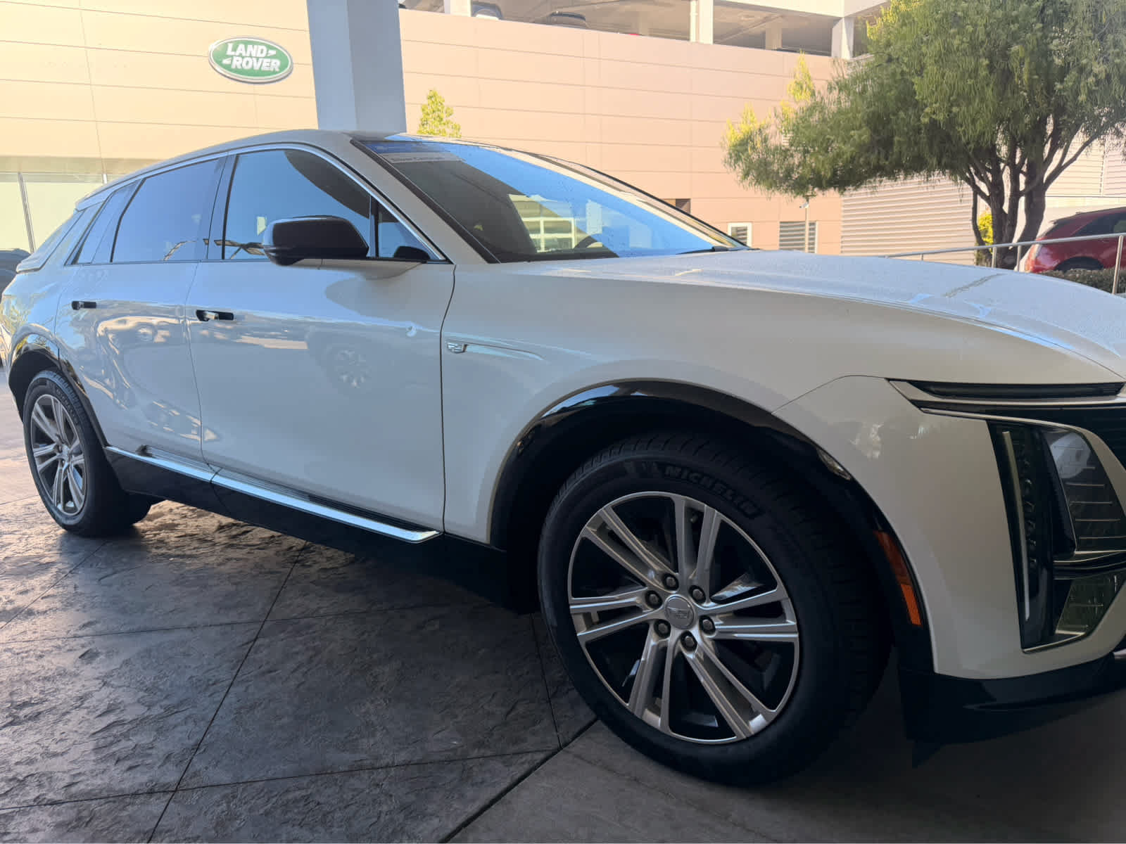 Certified 2024 Cadillac Lyriq Tech RWD image 2