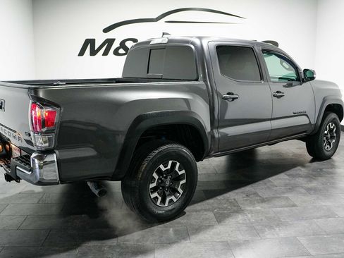 Used 2021 Toyota Tacoma TRD Off-Road w/ Blackout Package (TMS) AWD/4WD image 5