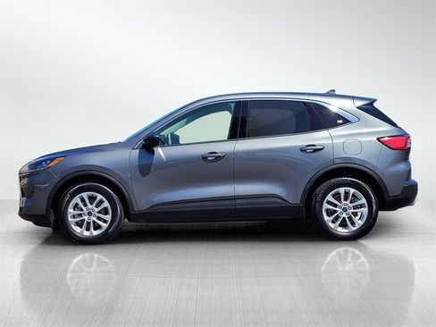 Used 2022 Ford Escape SE image 7