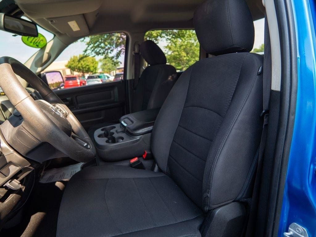 Used 2019 RAM 1500 Express w/ Hydro Blue Sport Package AWD/4WD image 18