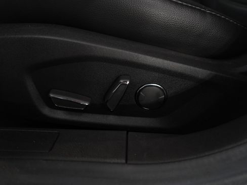 Used 2015 Ford Fusion SE w/ Equipment Group 202A image 22