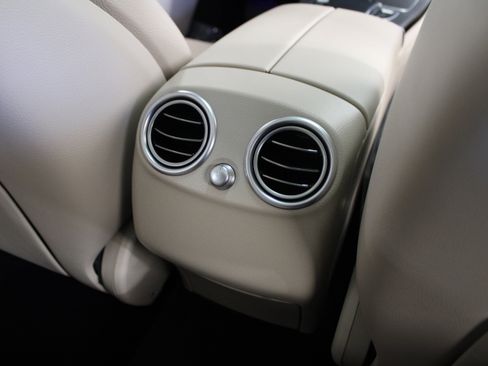 Certified 2022 Mercedes-Benz GLC 300 image 21