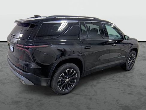 New 2026 Chevrolet Traverse LT w/ Sun and Wheel Package image 4