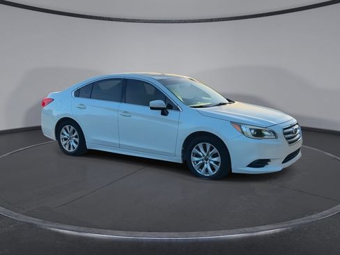 Used 2017 Subaru Legacy 2.5i Premium AWD/4WD image 2