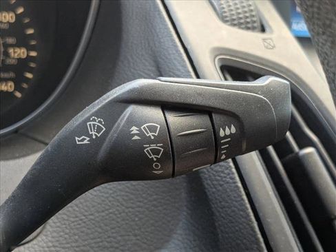 Used 2018 Ford Focus SE image 7