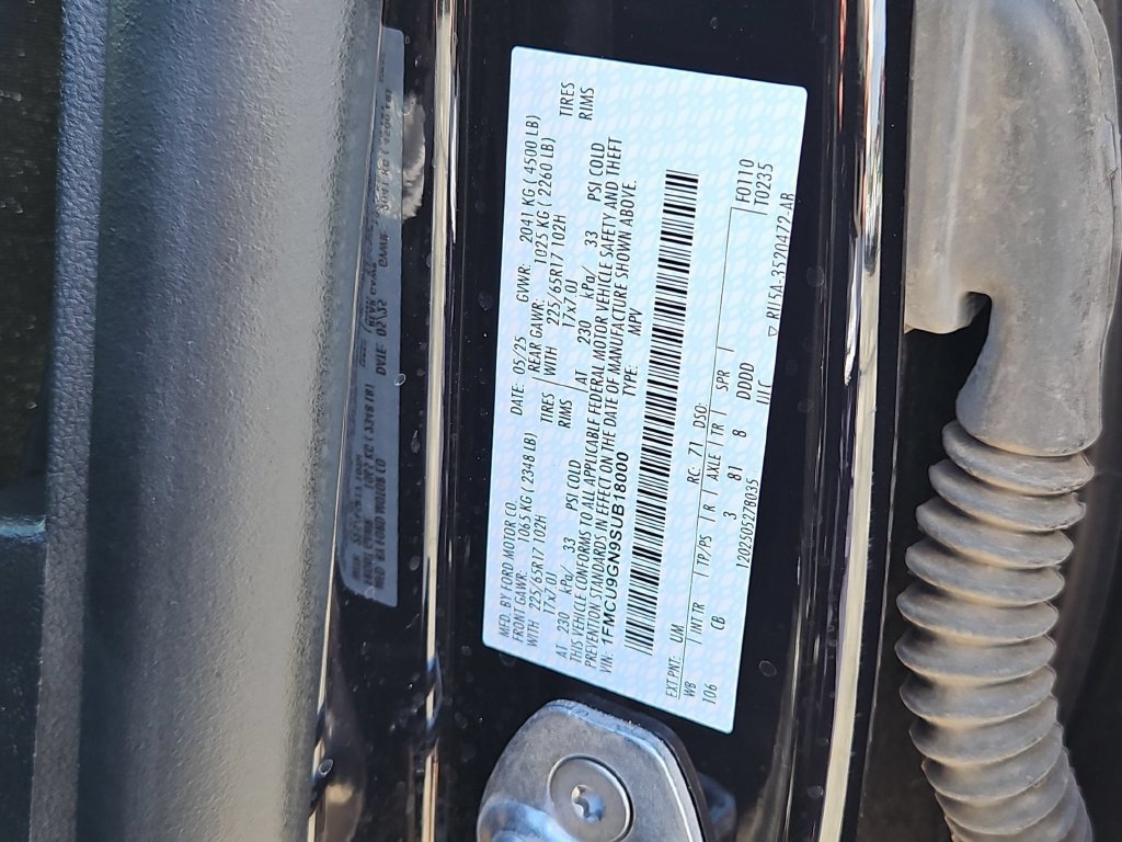 Used 2025 Ford Escape Active AWD/4WD image 33