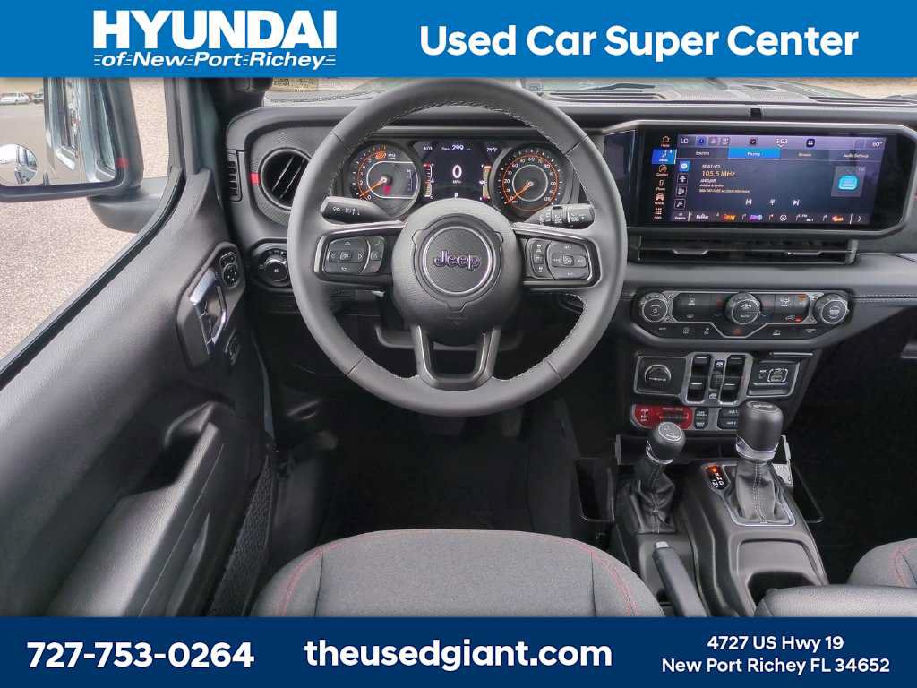 Used 2026 Jeep Wrangler Unlimited Rubicon AWD/4WD image 17