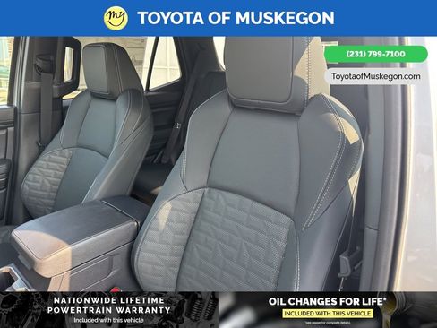 New 2025 Toyota 4Runner TRD Off-Road Premium image 12