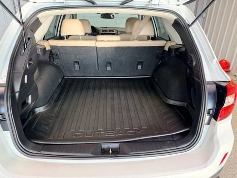 Used 2016 Subaru Outback 3.6R Limited image 14