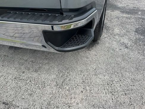 Used 2025 Chevrolet Silverado 1500 LT image 46