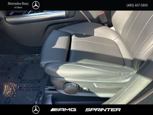 Certified 2022 Mercedes-Benz GLA 250 4MATIC w/ Premium Package Lite image 15