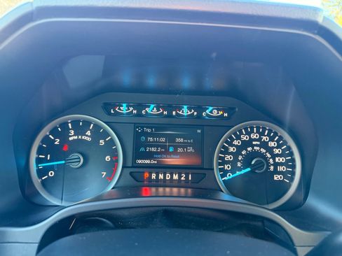 Used 2017 Ford F150 XLT w/ Equipment Group 301A Mid image 13