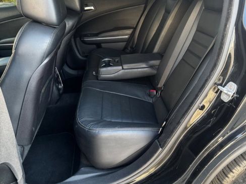 Used 2012 Dodge Charger SXT Plus image 17
