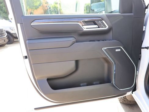 New 2026 Chevrolet Silverado 2500 LTZ w/ LTZ Plus Package AWD/4WD image 12
